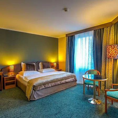 Plaza Prague - Czech Inn Hotels - Czech Leading Hotels Hotel 4*