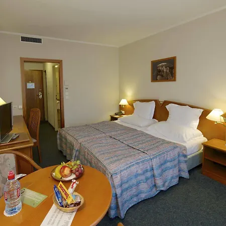 Plaza Prague - Czech Inn Hotels - Czech Leading Hotels Hotel 4*