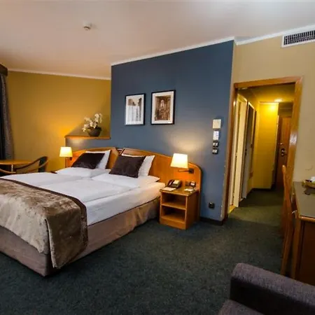 Plaza Prague - Czech Inn Hotels - Czech Leading Hotels Praga