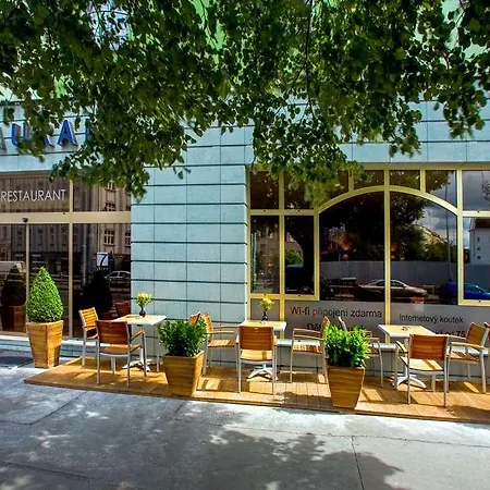فندق Plaza Boutique - Czech Leading 4*