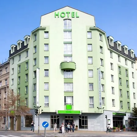 Plaza Prague - Czech Inn Hotels - Czech Leading Hotels 4*