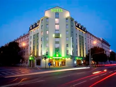 Plaza - Czech - Czech Leading