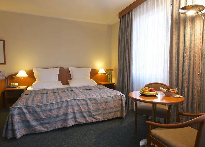 Plaza Boutique - Czech Leading 4* Prague